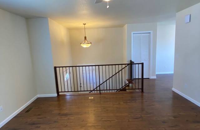 8737 W. Floyd Drive Gallery 2