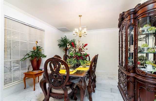 2718 Rocky Creek Drive Gallery 2