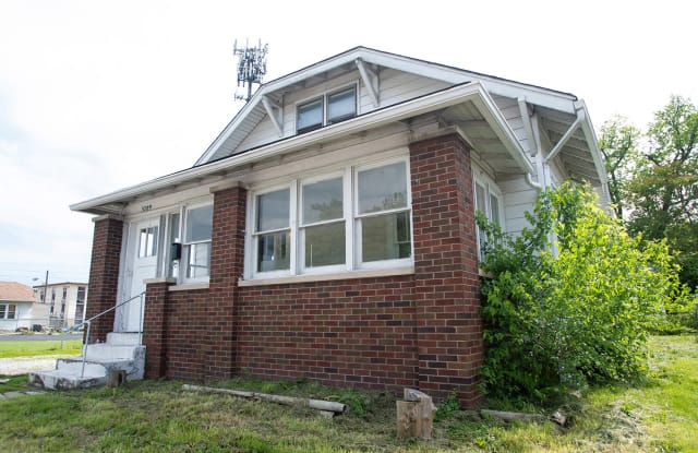 3709 N Emerson Ave - 3709 North Emerson Avenue, Indianapolis, IN 46218