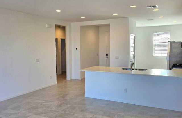3206 E Baler Dr Gallery 3