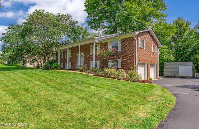 9528 Gulf Park Drive Gallery 3