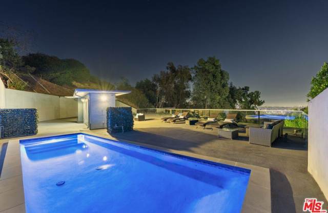 6181 Temple Hill Dr Gallery 4