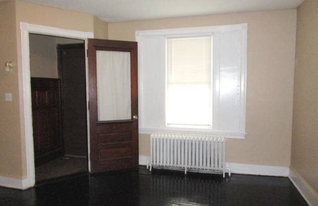 5823 ANGORA TERRACE Gallery 4