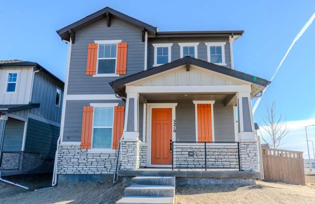 Spacious 4BR House with Beautiful Mountain Views! photos photos