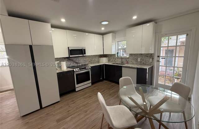 1719 Hayes St photos photos