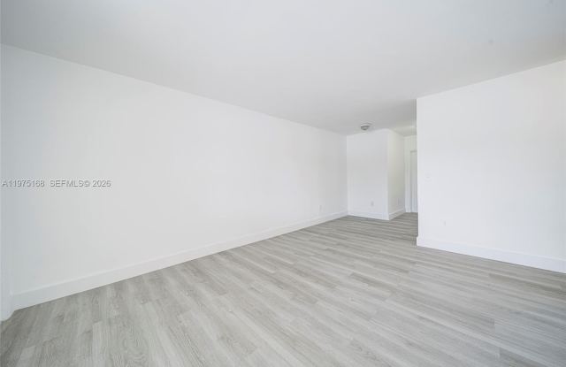 6733 NW 2nd Ct photos photos