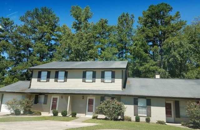 2630 Teakwood Lane A - 2630 Teakwood Ln, Fulton County, GA 30296