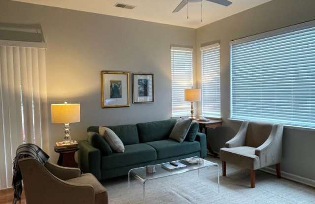 Welcome to Suncity 55+ Community Gallery 4