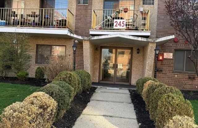 245 Anderson Street 4G photos photos