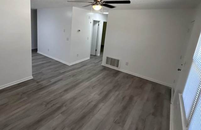 Beautifully Updated 2-Bedroom Home in West Columbia! Gallery 4