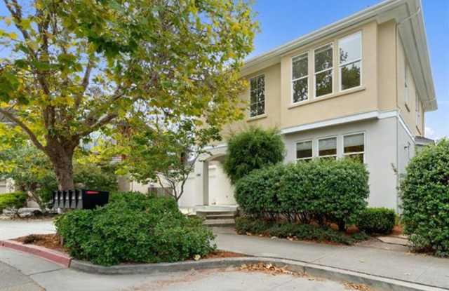 Shared Home with Flexible Room & Pricing Options | UCSC Westside photos photos