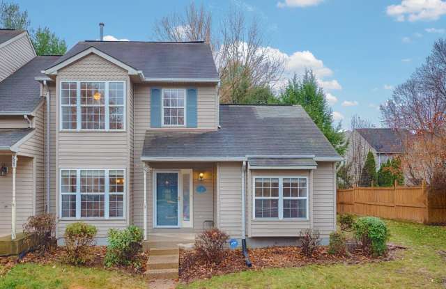 5625 GOSLING DRIVE - 5625 Gosling Drive, Centreville, VA 20124