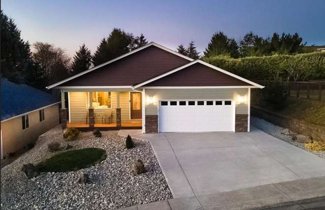 Coastal Comfort Meets Luxury in This Bay View Beauty photos photos Coastal Comfort Meets Luxury in This Bay View Beauty photos photos