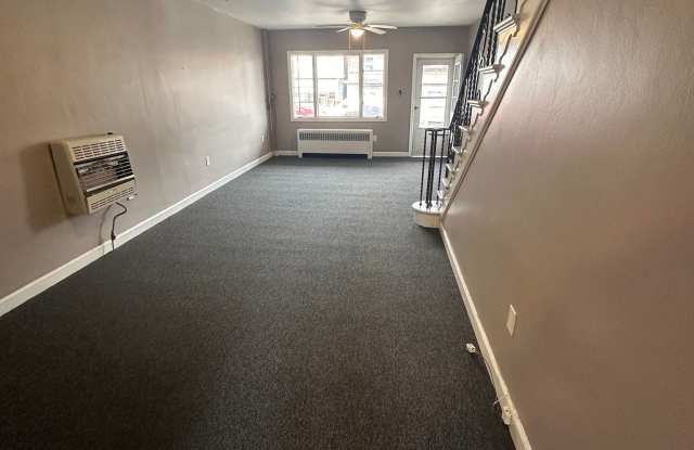 3 bed, 1 bath apartment in lansfod - 38 East Ridge Street, Lansford, PA 18232
