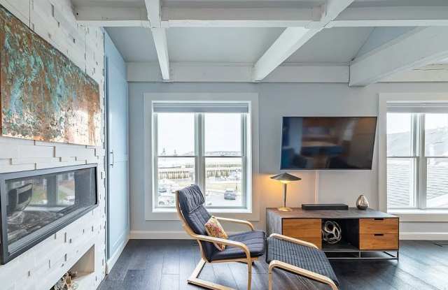 65 Wharf St # B8 photos photos