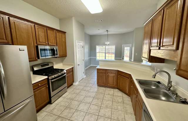 27094 Stratford Glen Dr Gallery 3