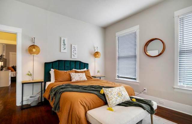 Fully Furnished 3 bedroom 2 bath for 2 weeks or a Month stay photos photos