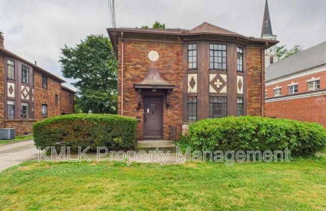 1119 Copley Rd photos photos