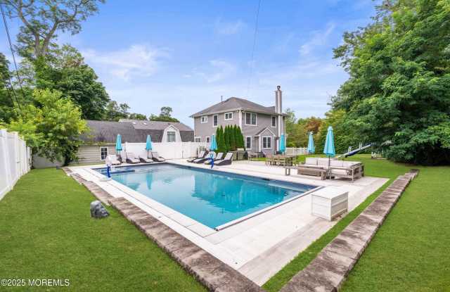 250 Alpern Avenue photos photos