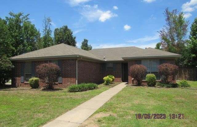 4660 Graham Drive Gallery 1