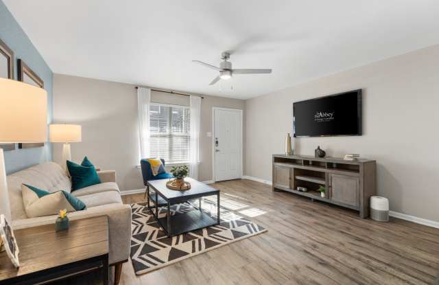 The Abbey at Energy Corridor - Premium Units Gallery 2