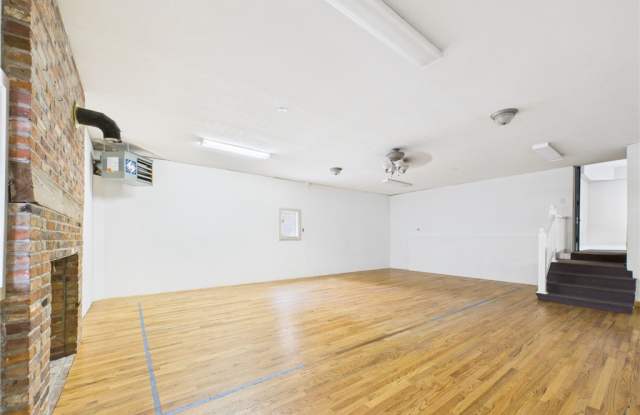 40 East Genesee Street - Back Gallery 2