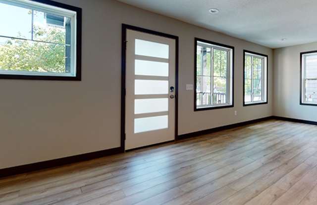 New Construction 11-Bedroom House in the Heart of Dinkytown Gallery 4