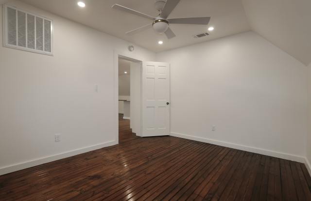 1517 Madison Ave Gallery 3