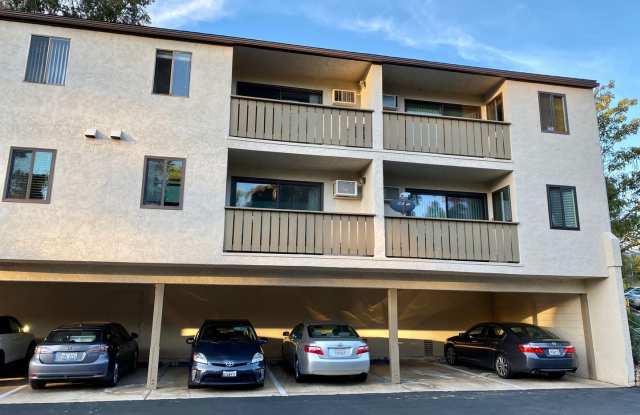 10332 Caminito Aralia Apt. 105 Gallery 2
