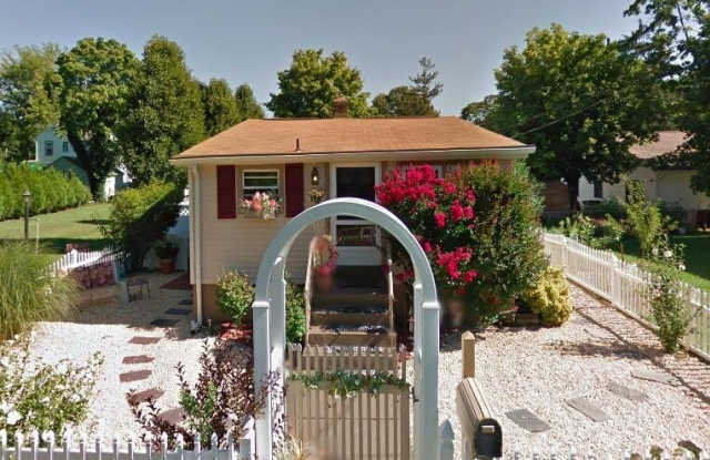 131 E Washington Avenue photos photos