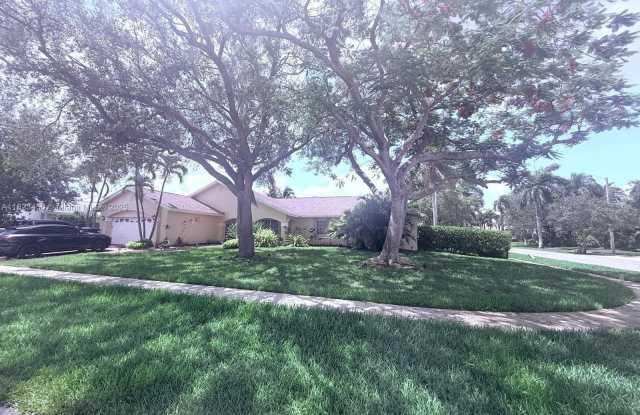19960 NW 4th St photos photos