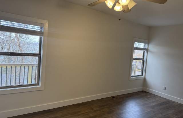 16551 P Road Gallery 1