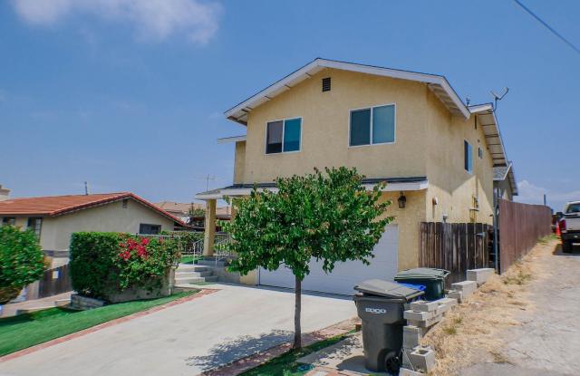 4 Bed/2.5 bath house in National City! - 421 T Avenue, National City, CA 91950