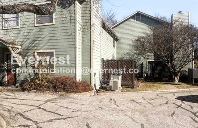 900 Taulbee Lane photos photos