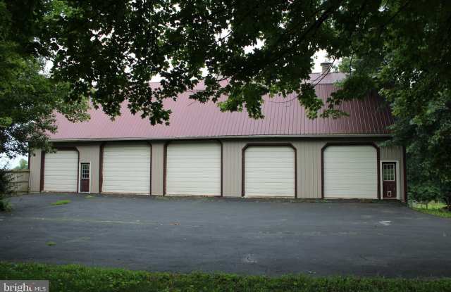4550 NEW HOLLAND ROAD - 4550 New Holland Road, Berks County, PA 19540