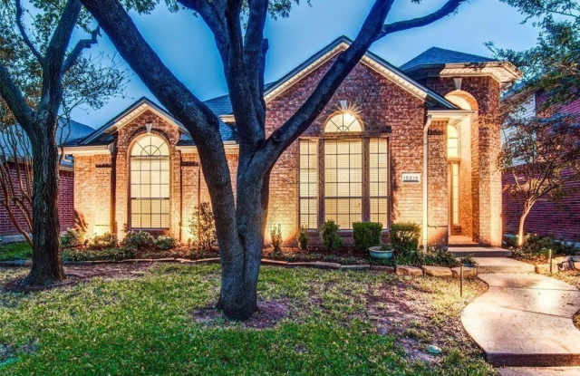 18219 Muir Circle - 18219 Muir Circle, Dallas, TX 75287