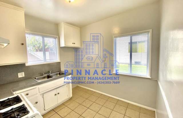 3832 West 118th Place Gallery 2