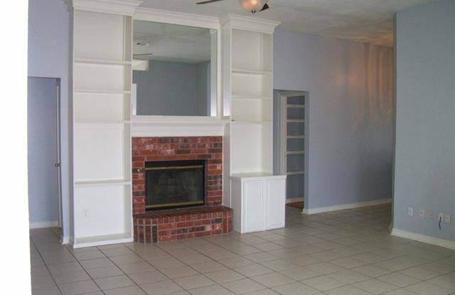 7026 Snowivy Court Gallery 4