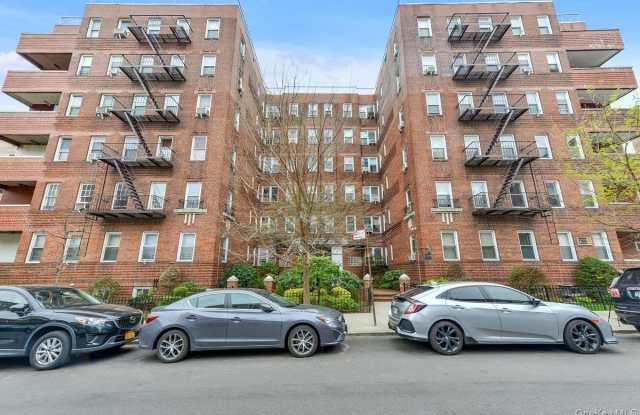 65-36 Wetherole St. unit: 504 photos photos