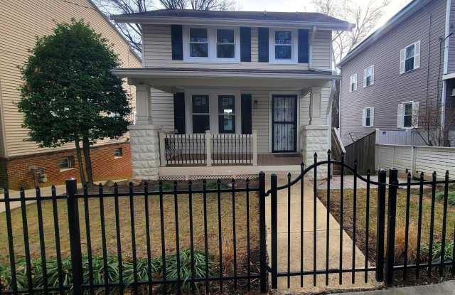 2607 HAMLIN Street NE photos photos