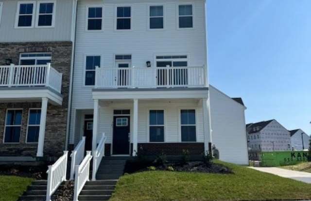 701 PLATINUM DR photos photos