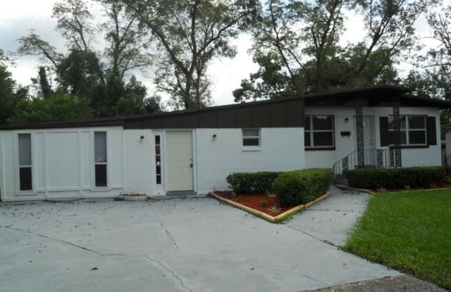 7227 Richardson Rd - 7227 Richardson Road, Jacksonville, FL 32209