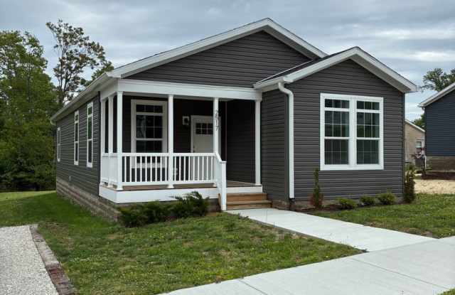 Modern 3 Bedroom 2 Bath House - New Build! Available NOW! photos photos