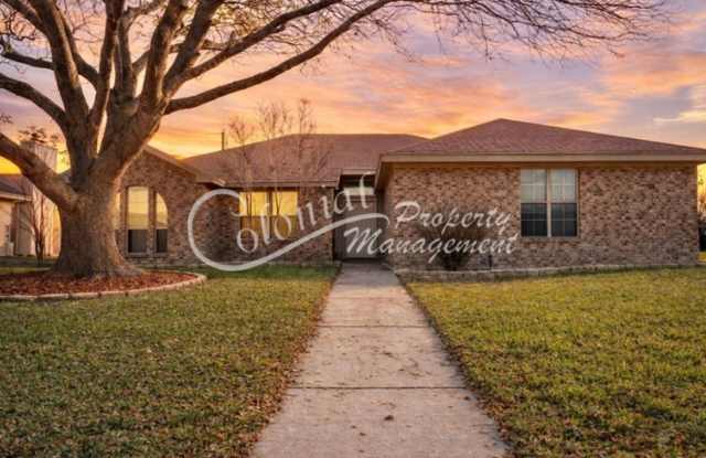 AVAILABLE SOON (SECTION 8 ACCEPTED) photos photos