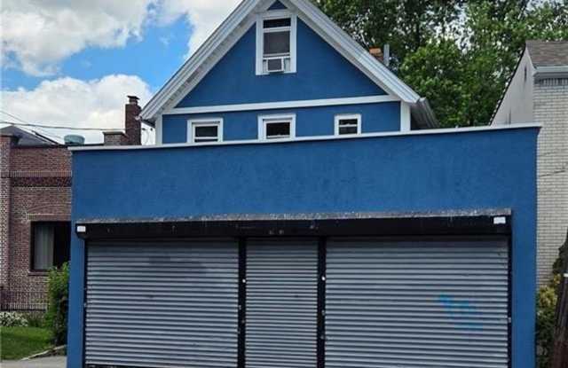943 Castleton Avenue photos photos