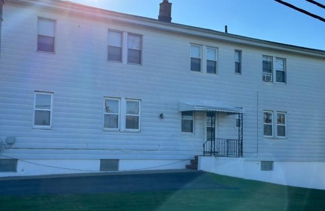 537 Franklin Ave - 537 Franklin Avenue, Belleville, NJ 07109