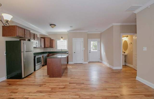 123 Bogard Lane Gallery 2