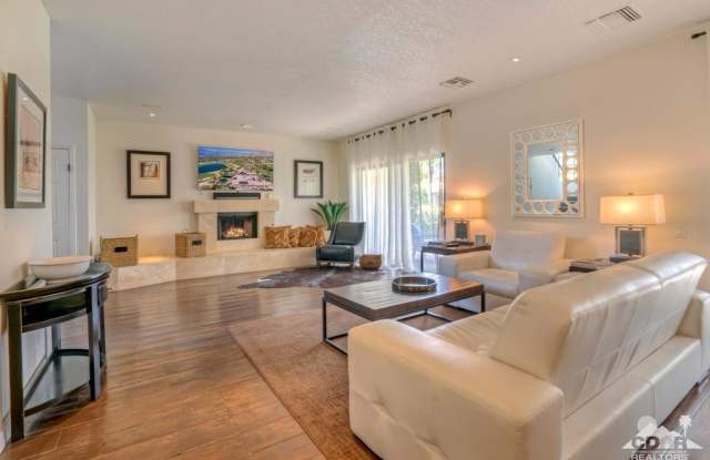 77349 Avenida Fernando Gallery 2
