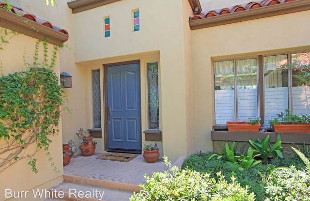 203 Bay Hill Drive Gallery 3