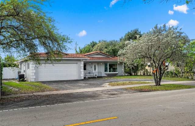 4306 Johnson St photos photos